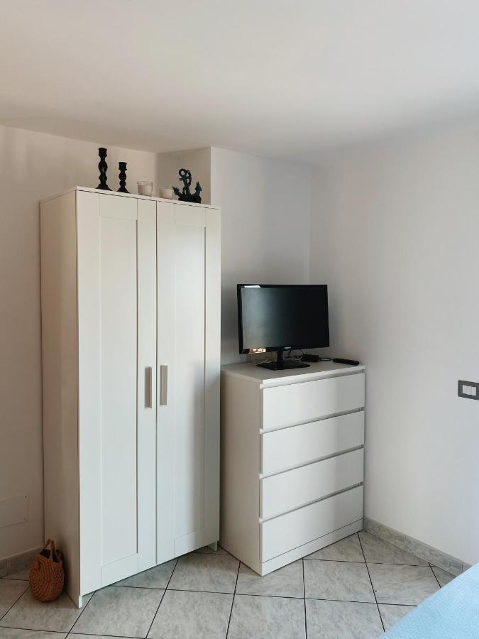 Terrazza Delle Rose Apartment Nettuno Luaran gambar