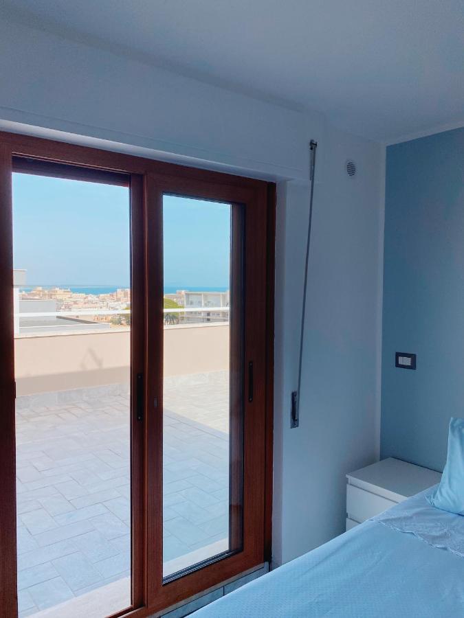 Terrazza Delle Rose Apartment Nettuno Luaran gambar